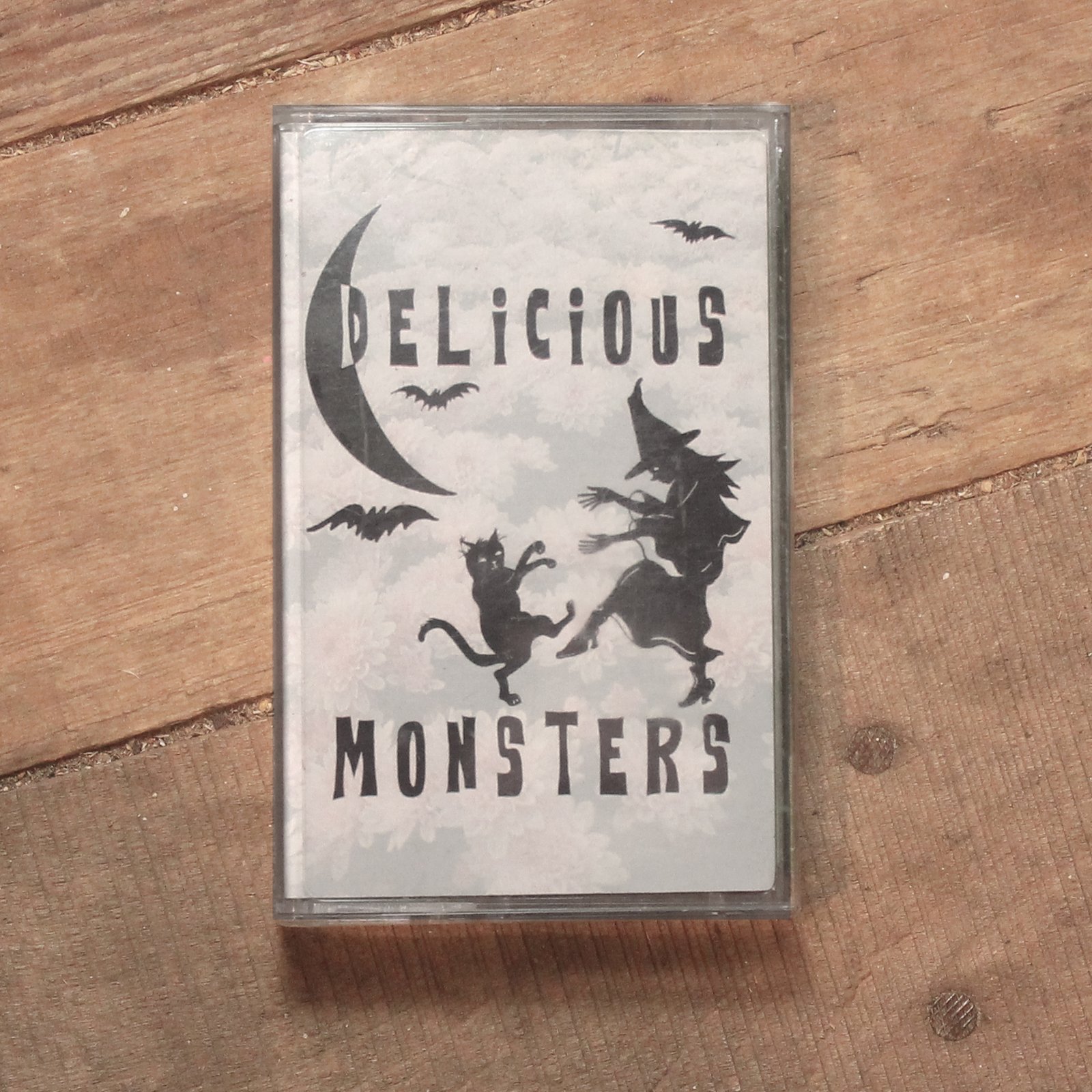 DELICIOUS MONSTERS – ‘2024 Tour’ cassette